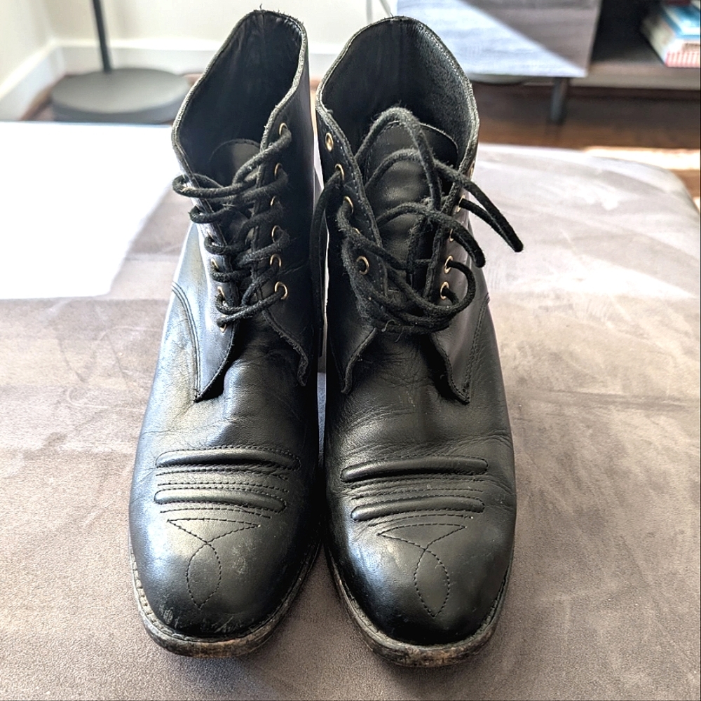 Classic Black Leather VINTAGE Boots - Sz 40/9